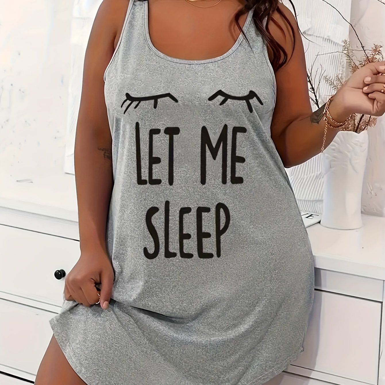 Women's Large Size Casual Pajamas with Letter Print Sleeveless Nightgown