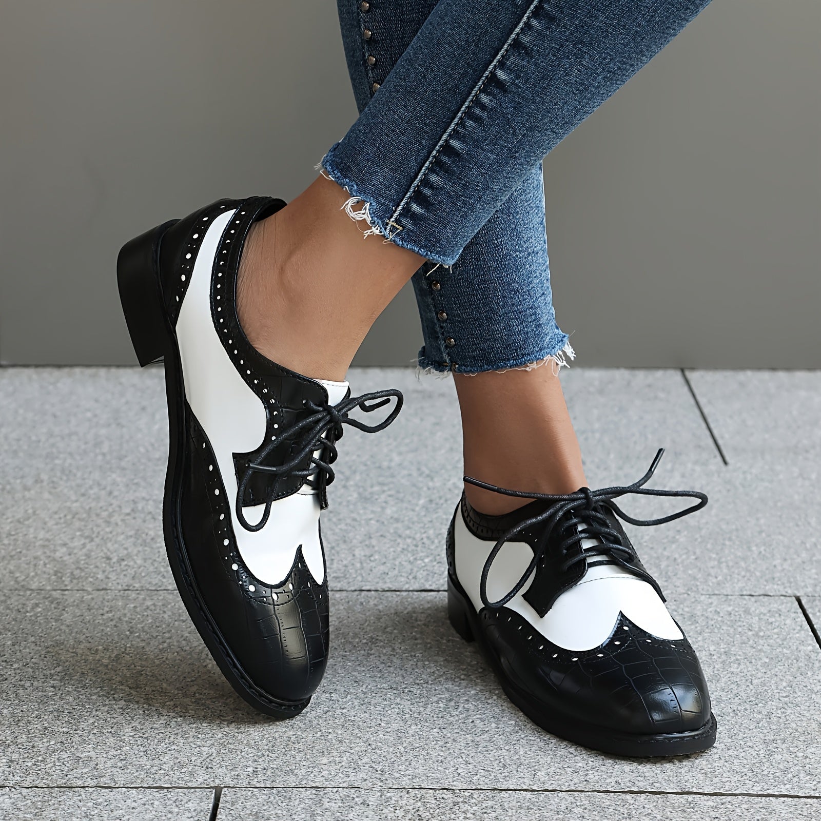 Women's Black White Brogue Loafers Leather Low Heel Casual Shoes Size 45