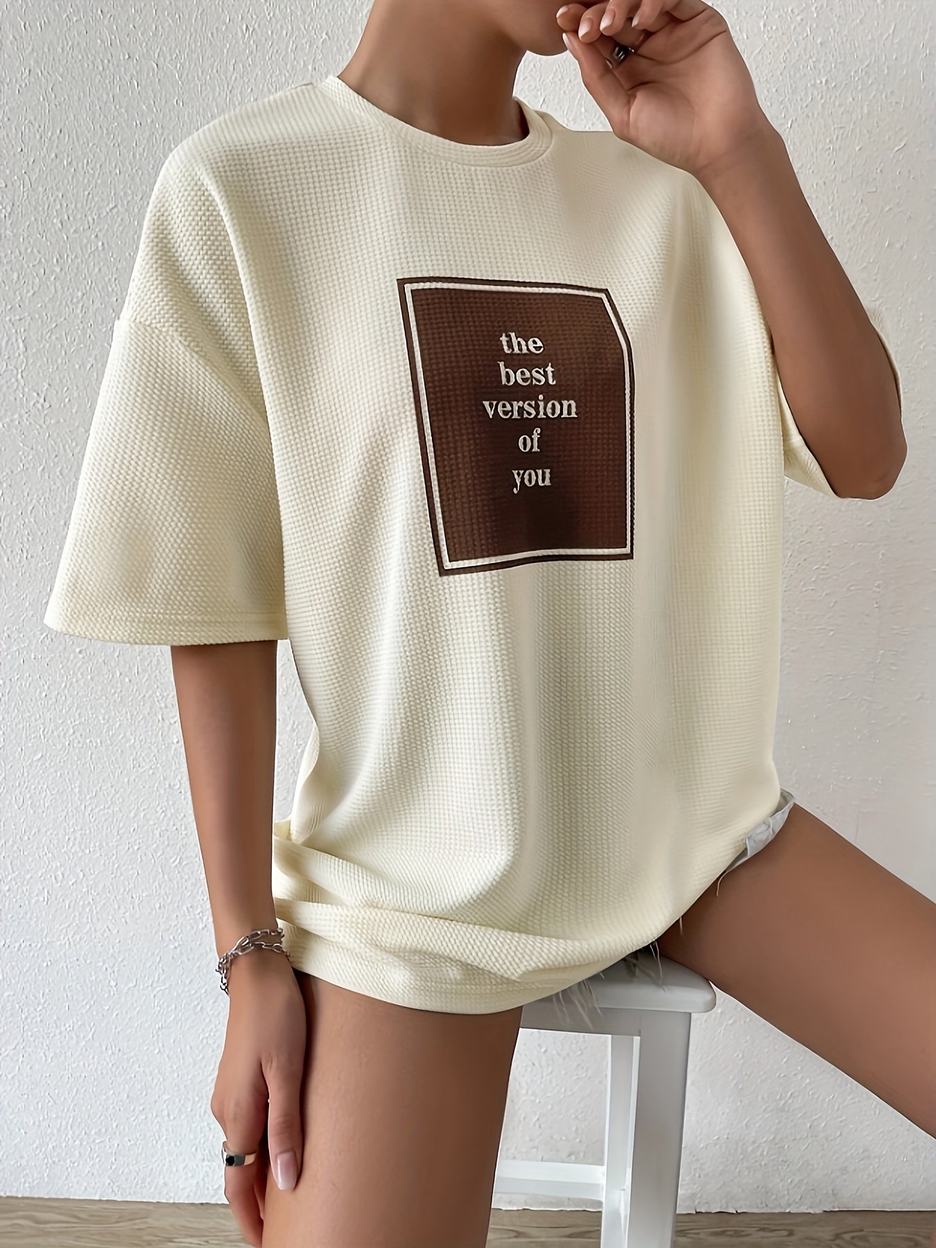 Women's Casual Short Sleeve Letter Print T-Shirt for Spring and Summer
