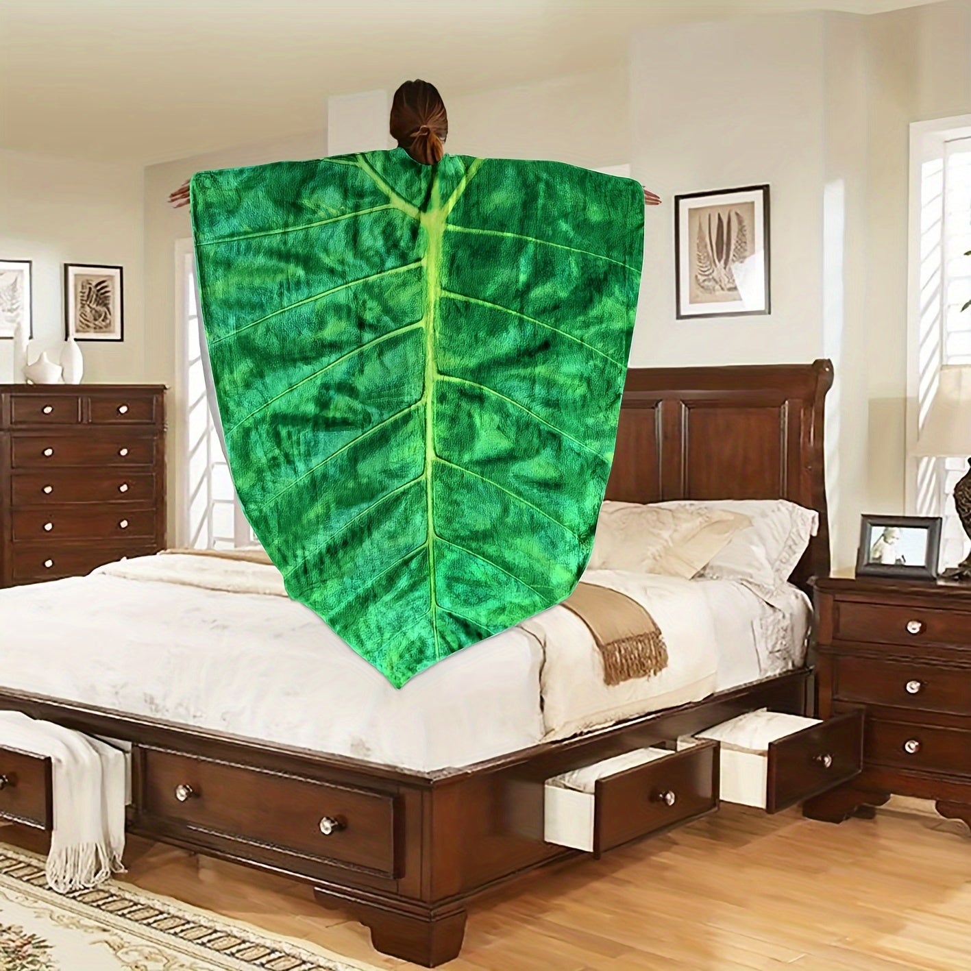 Green Leaf Print Fleece Blanket Soft Cozy Versatile for Home and Travel