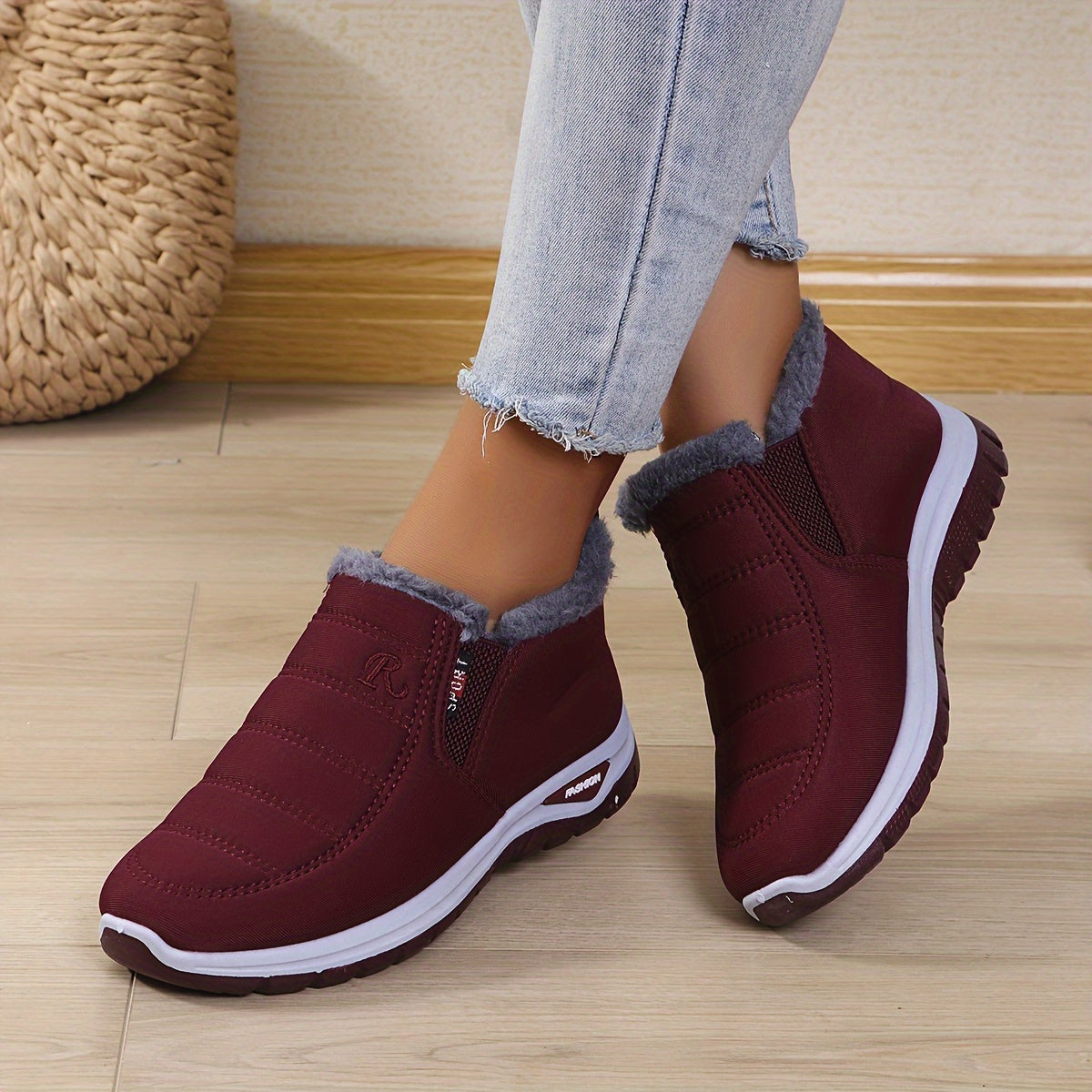 Women’s Winter Cold-Resistant Non-Slip Insulated Outdoor Boots