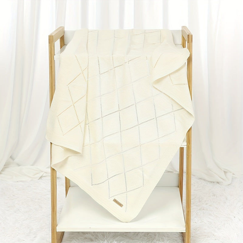 Knitted Hollow Blanket for Air Conditioner and Sofa Covering, Cozy Hugging Wrap