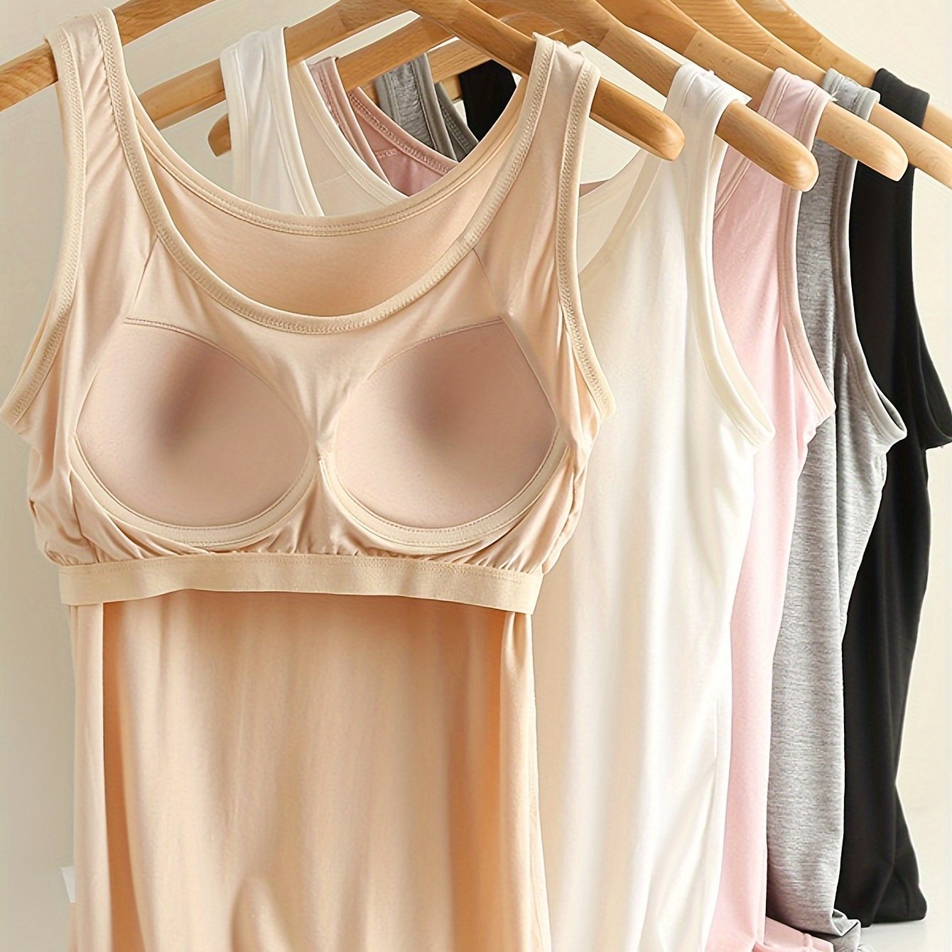 Women's Plus Size Sports Bras with Push-Up Pads, Sleeveless, Multi-Color