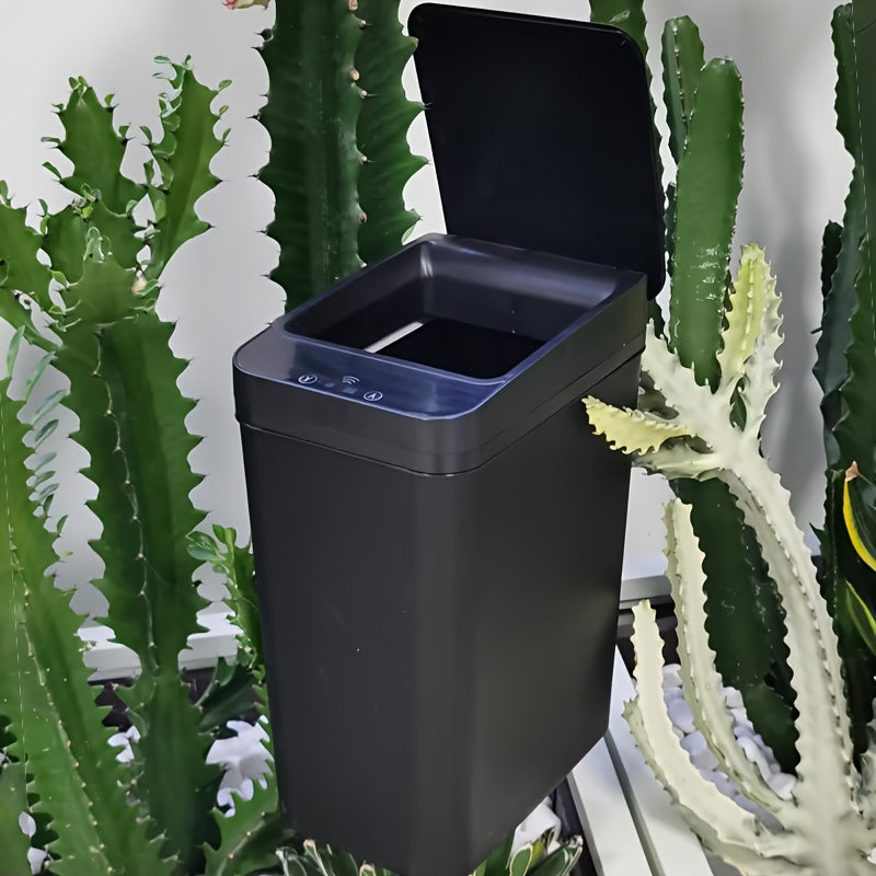 Kick sensing qopqog'iga ega aqlli axlat qutisi, oshxona, hammom va yotoq xonasi uchun ideal.