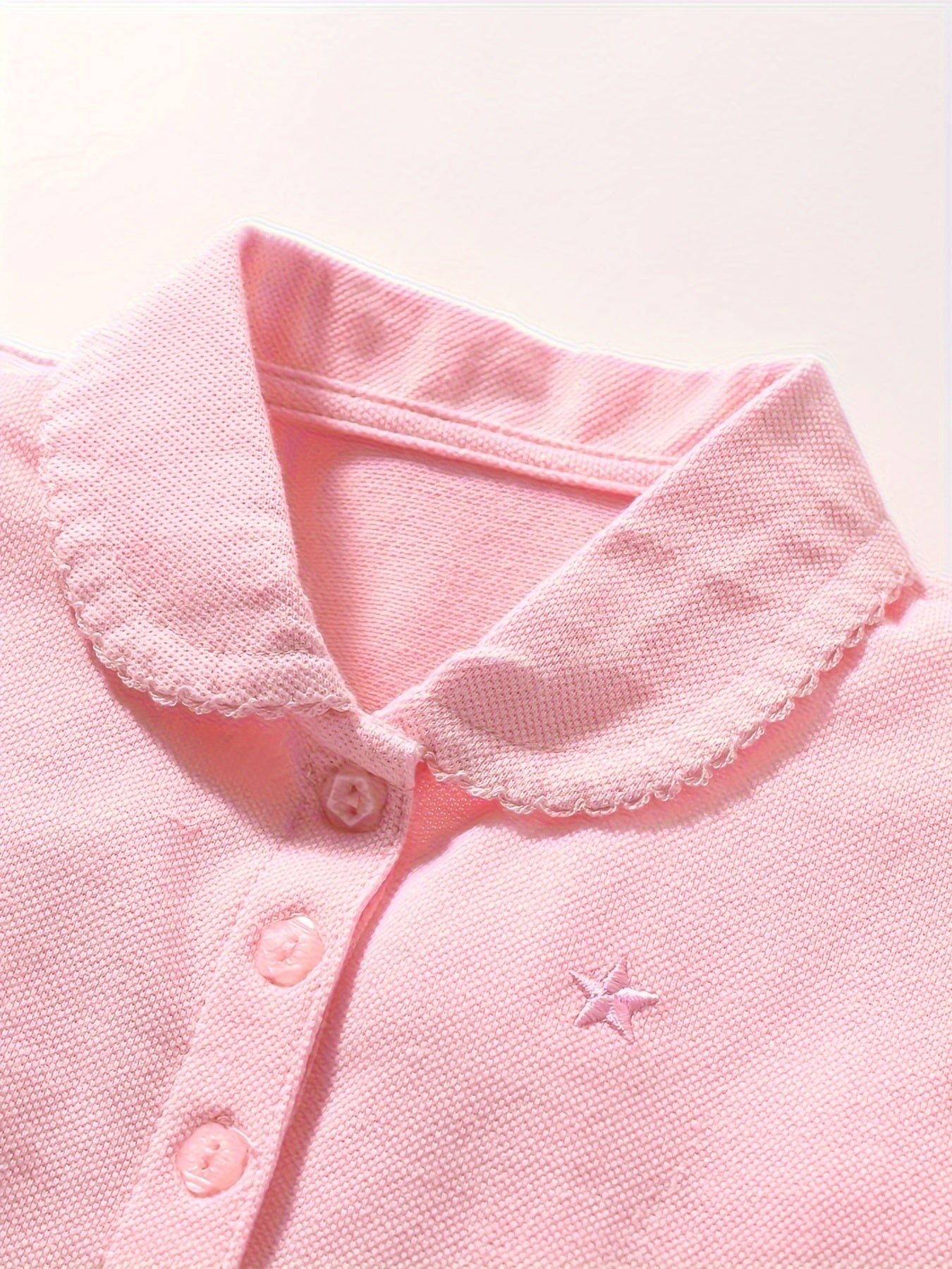 3 ta kichik qizlar uchun yulduzli tikuv va nuqta grafikasi bilan polo ko'ylaklar to'plami