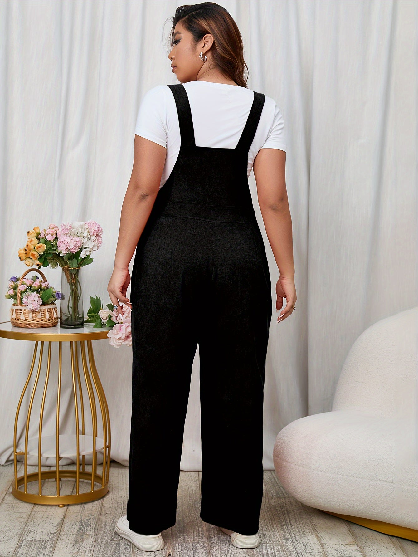 Plus Size Sleeveless Solid Polyester Jumpsuit with Pockets and Buckle Details