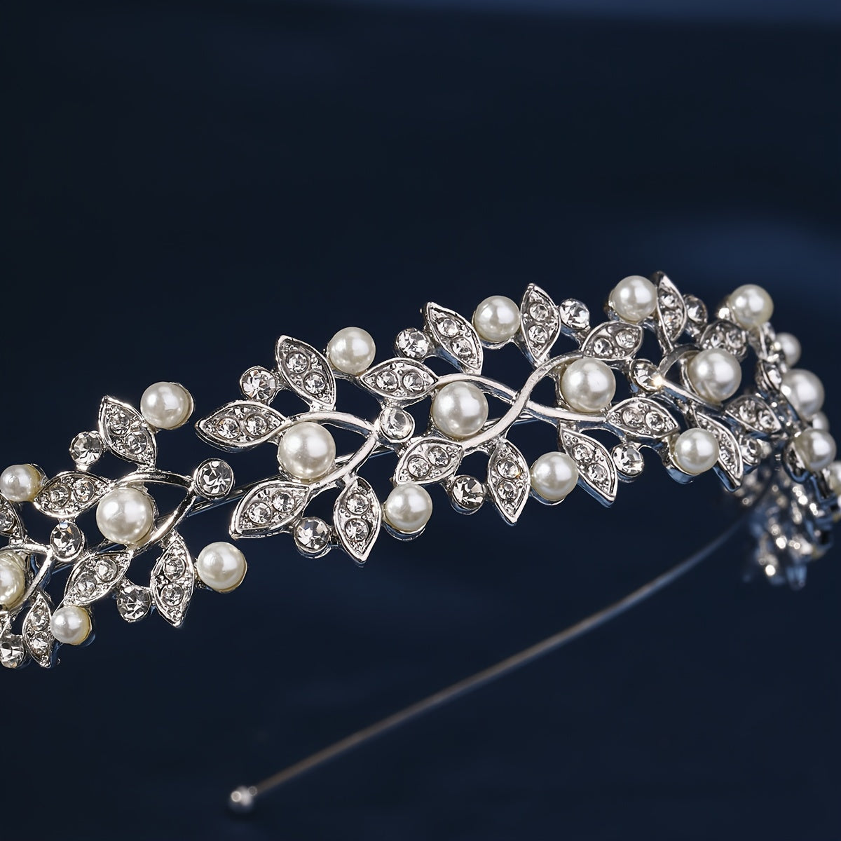 Elegant Pearl and Crystal Hairband for Weddings and Parties