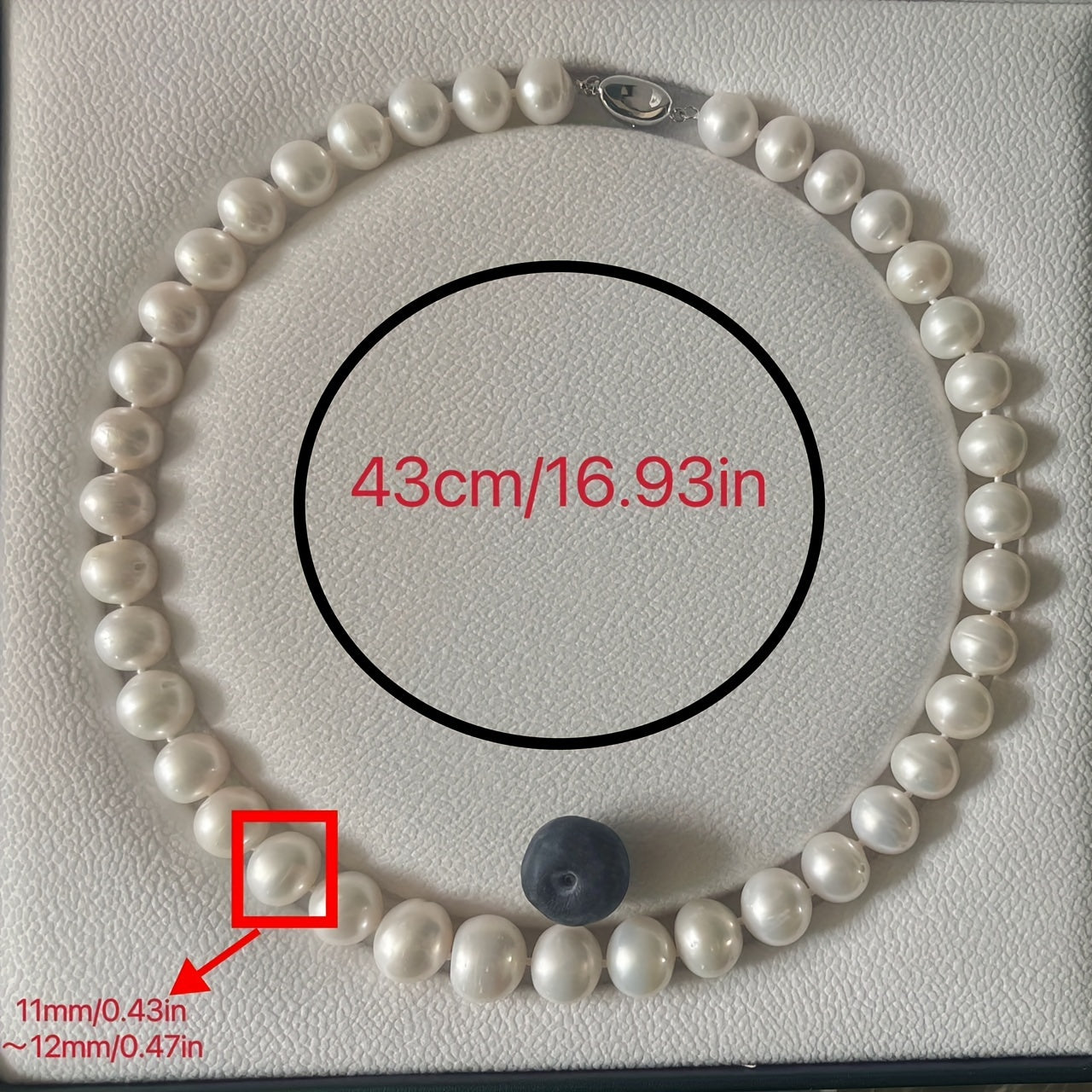 Zarif 11-12mm Shirin Su Pearl Marjon, Qoplamasiz, Haqiqiy Marjonlar, Kundalik Kiymak va Maxsus Tadbirlar Uchun Mos, Ideal Rojdestvo Hediysi - 43sm/16.93in Ikkita Kichik Kamchilik Bilan