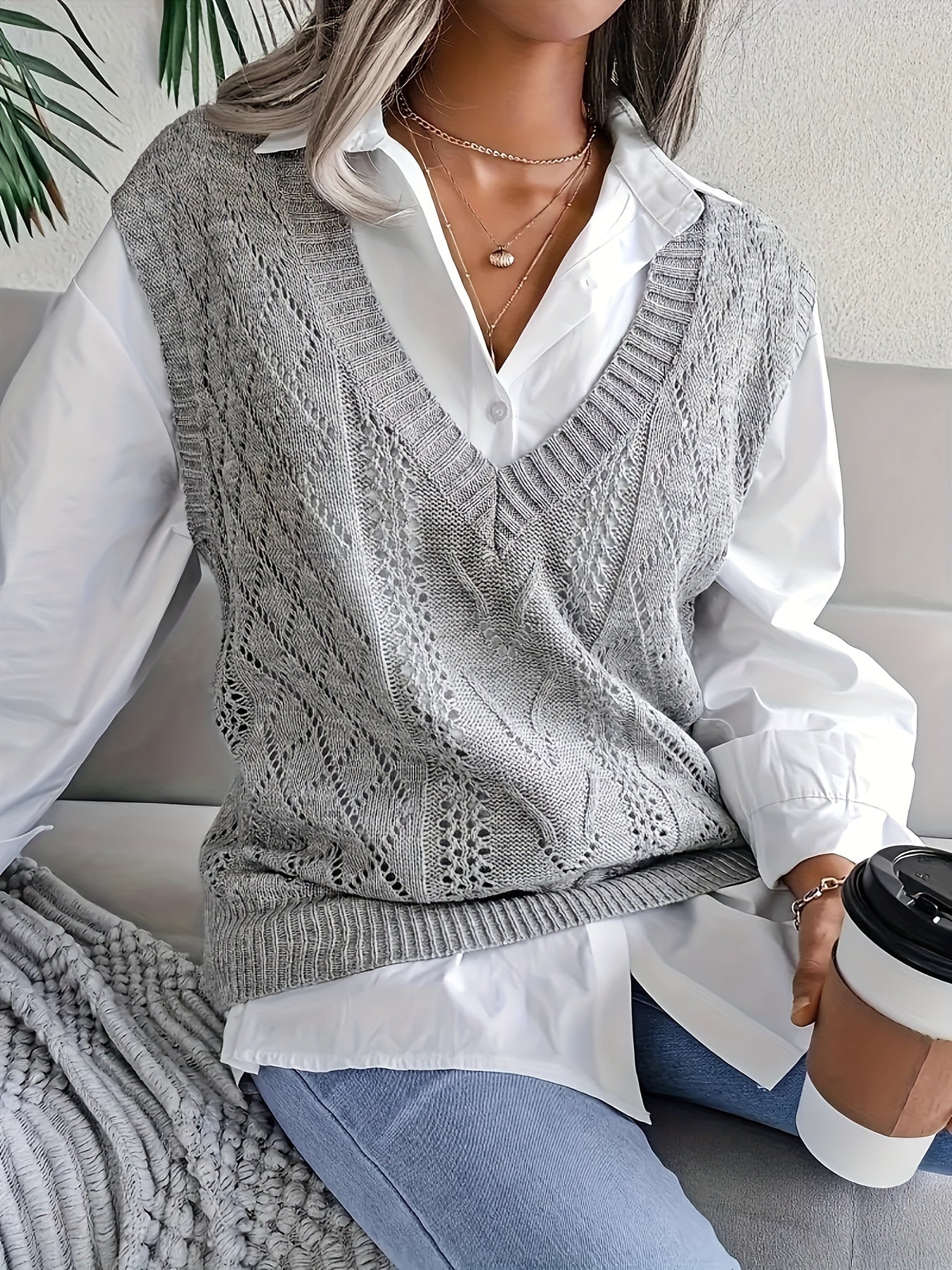 Plus-Size Women's V-Neck Knit Sweater Autumn Winter High-End Vest