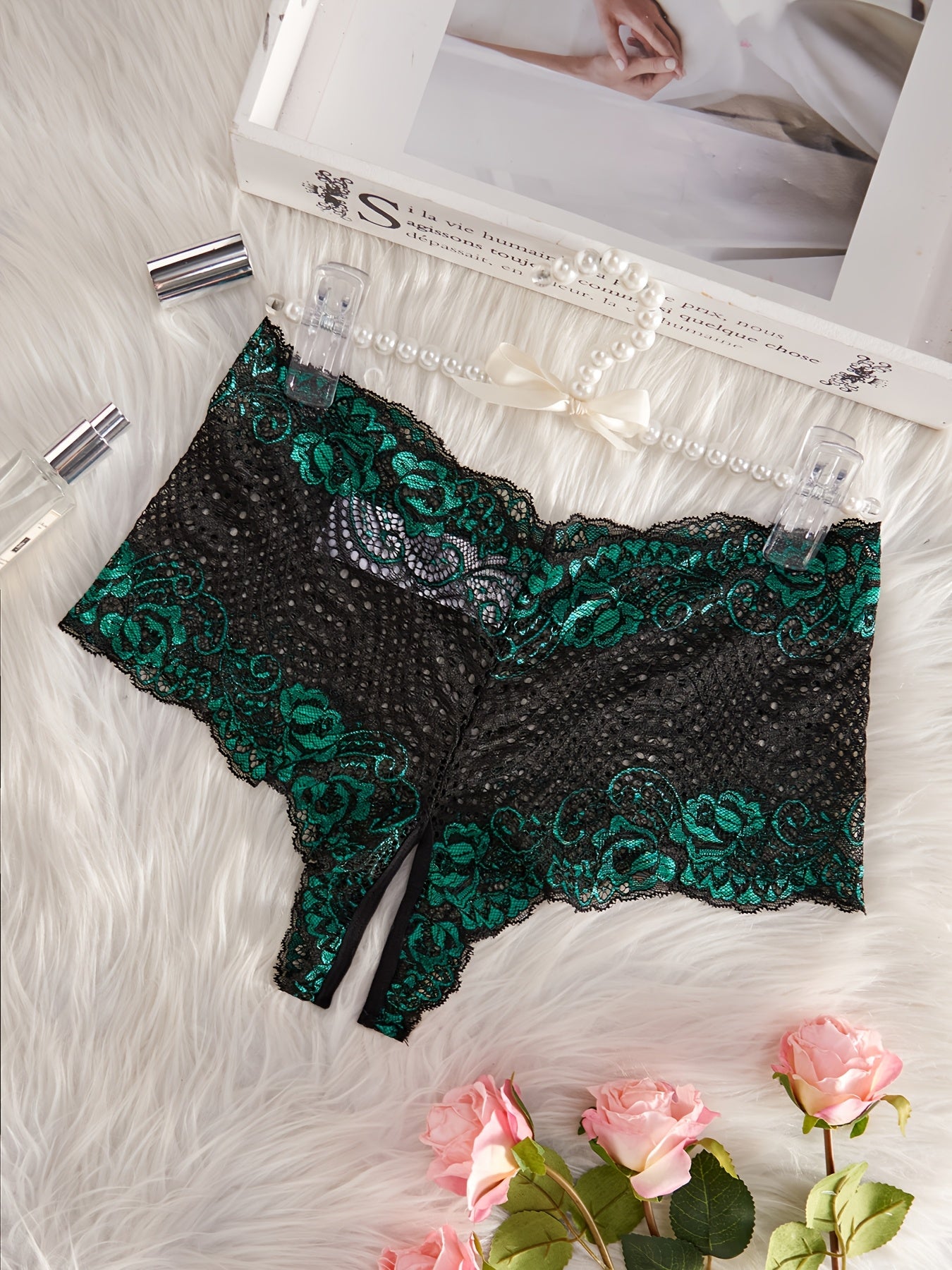 Panties de talla grande para mujer con encaje, de tiro medio, en rojo y negro, ropa interior de elastano con contraste