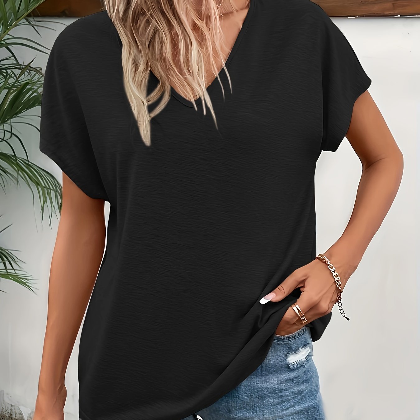 Plus Size Women's V-Neck T-Shirt Breathable Cotton Short Sleeve Casual Blouse