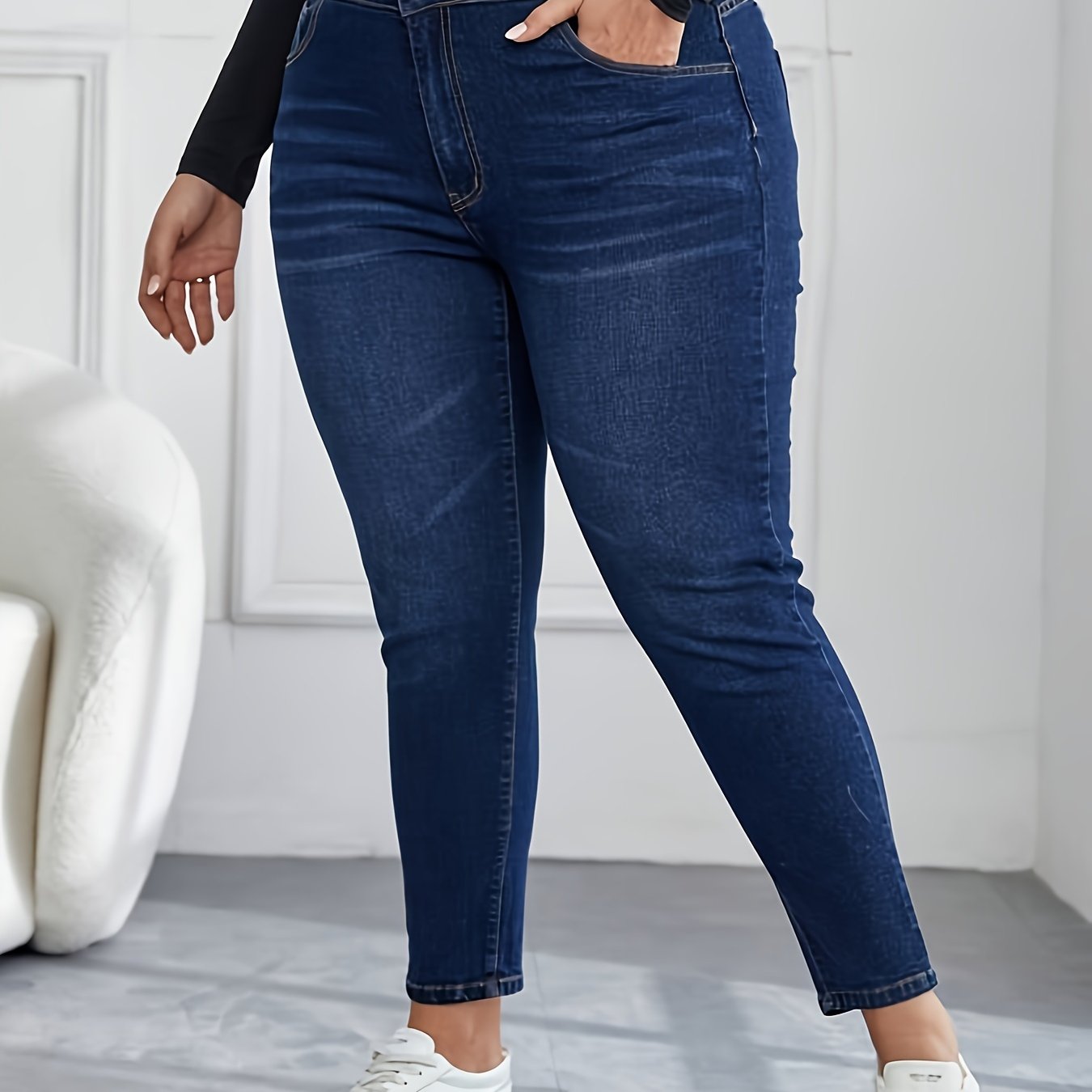 Ayollar uchun kattaroq o'lchamdagi flare jinsi, denim, rang-barang, elastik, qulay cho'ntaklar