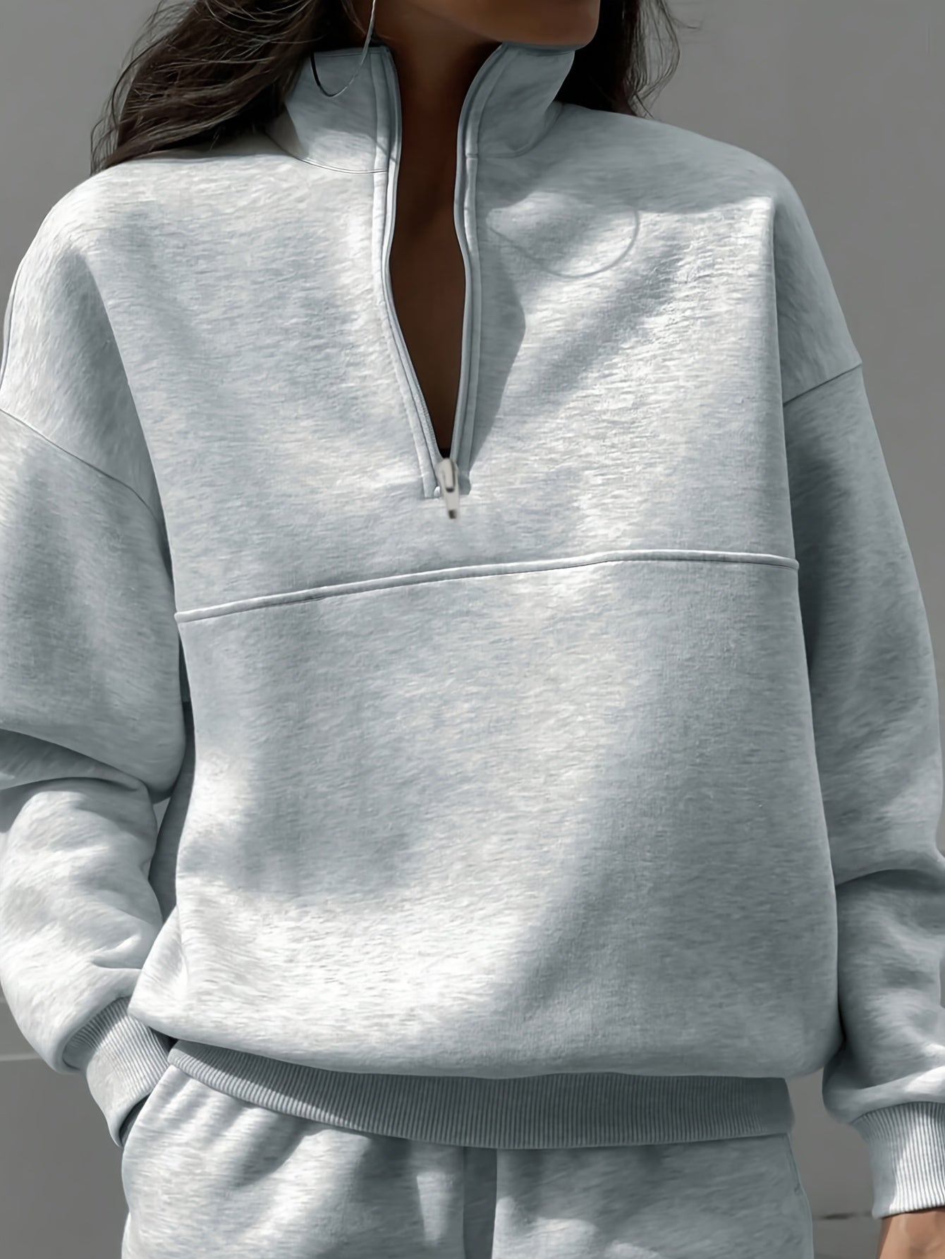 Plus o'lchamdagi kulrang futbolka ayollar uchun uzun qolli, yarim zipli, kuz-qish mavsumi