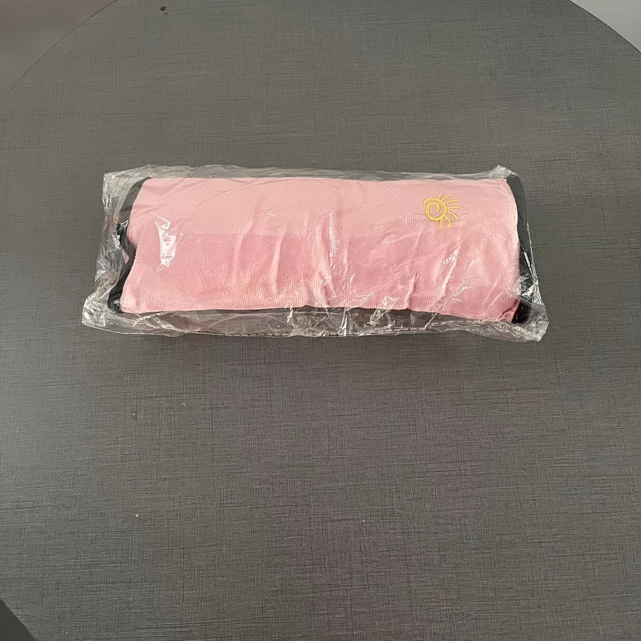 Car Safety Shoulder Guard Seat Belt Retainer Anti-Strangle Neck Protector