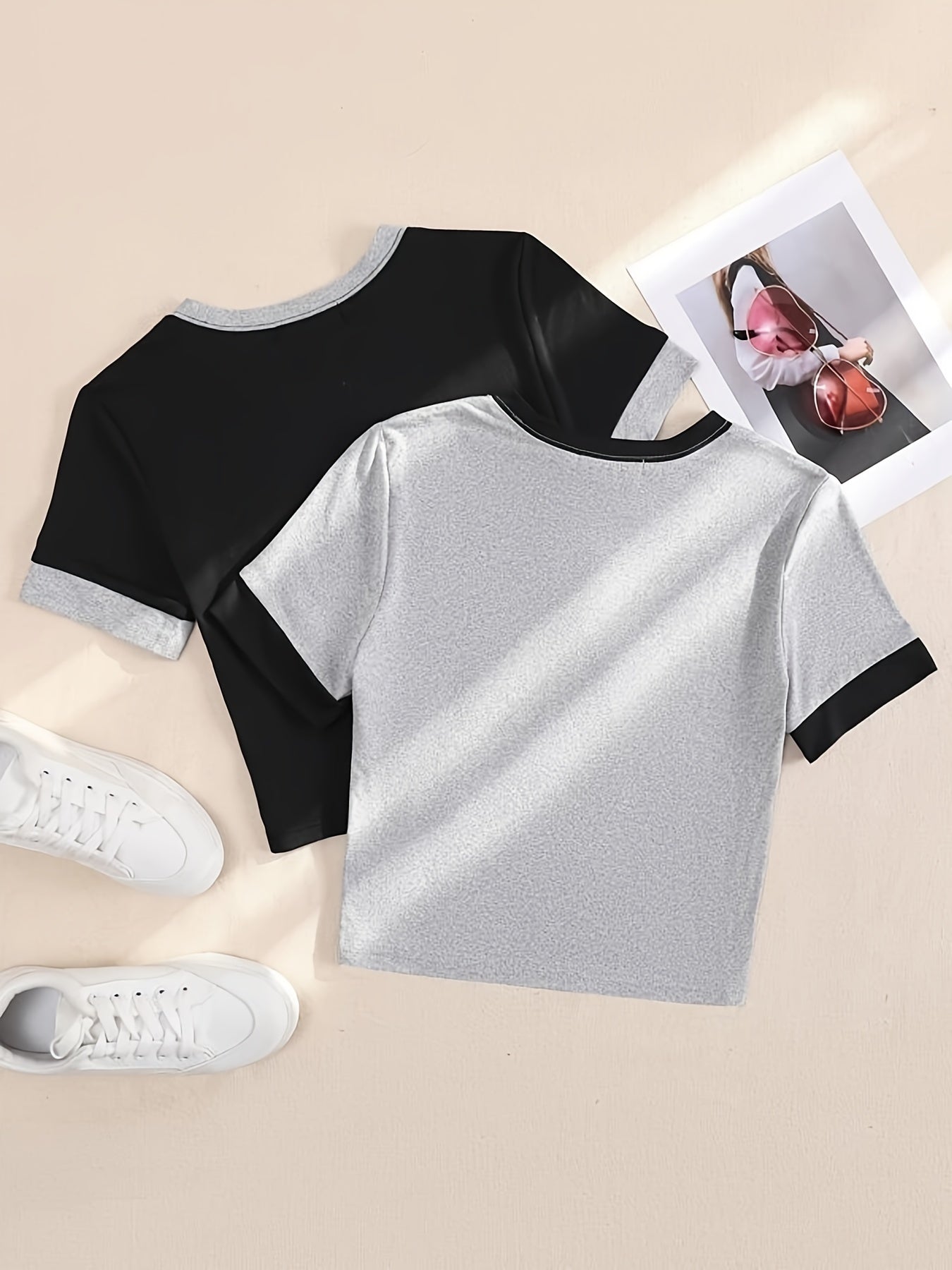 Women's Summer Short Sleeve Splicing Top Solid Color Slim Fit Polyester Knit Crew Neck Casual