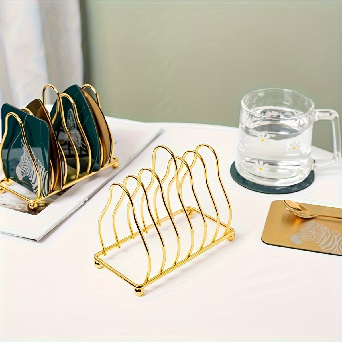 Bandeja de hornear de estilo mármol elegante con detalles en oro de aleación de aluminio para panes y pasteles