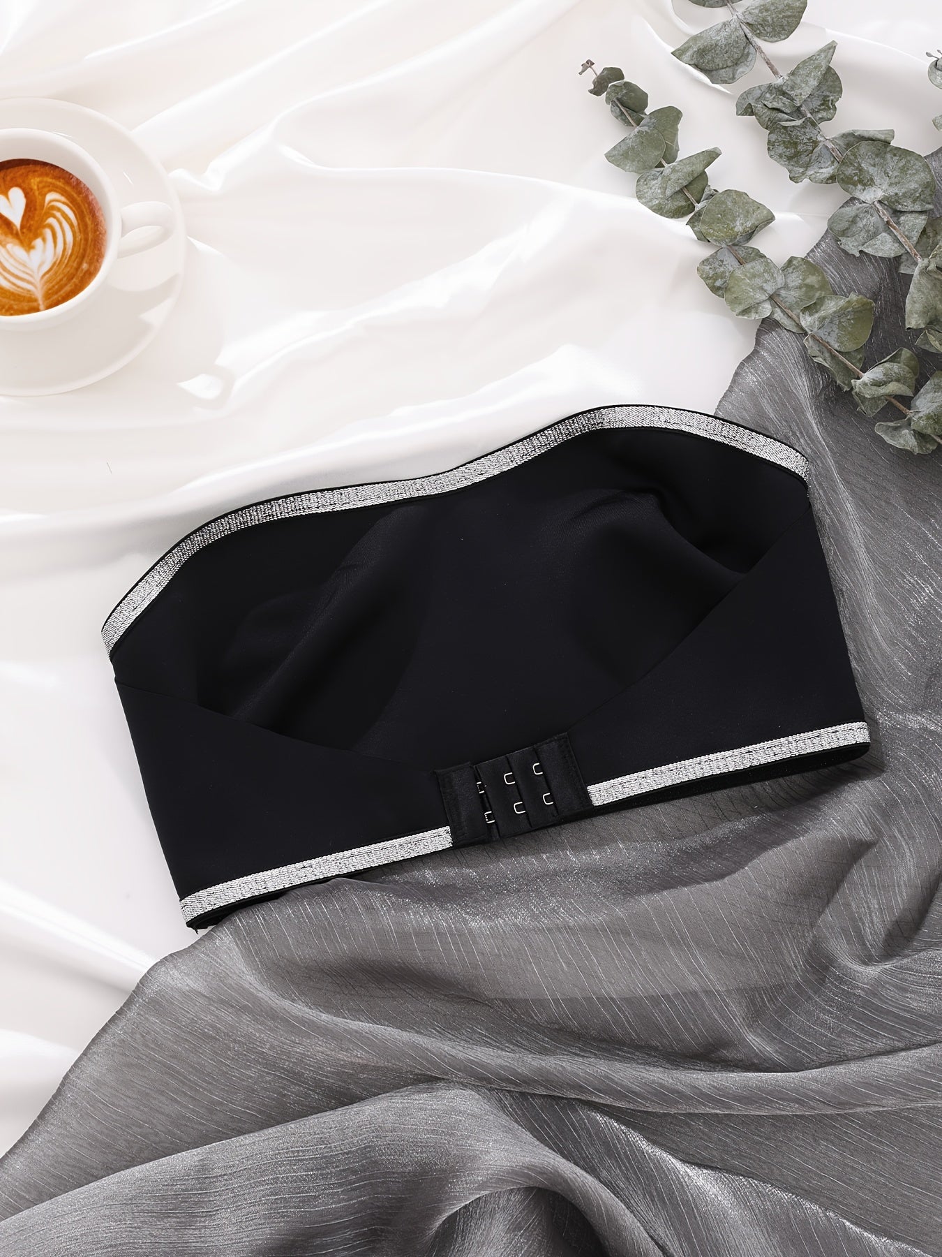 Ayollar uchun uzluksiz porloq lenta simsiz ko'taruvchi brass, old qismi yopiq.