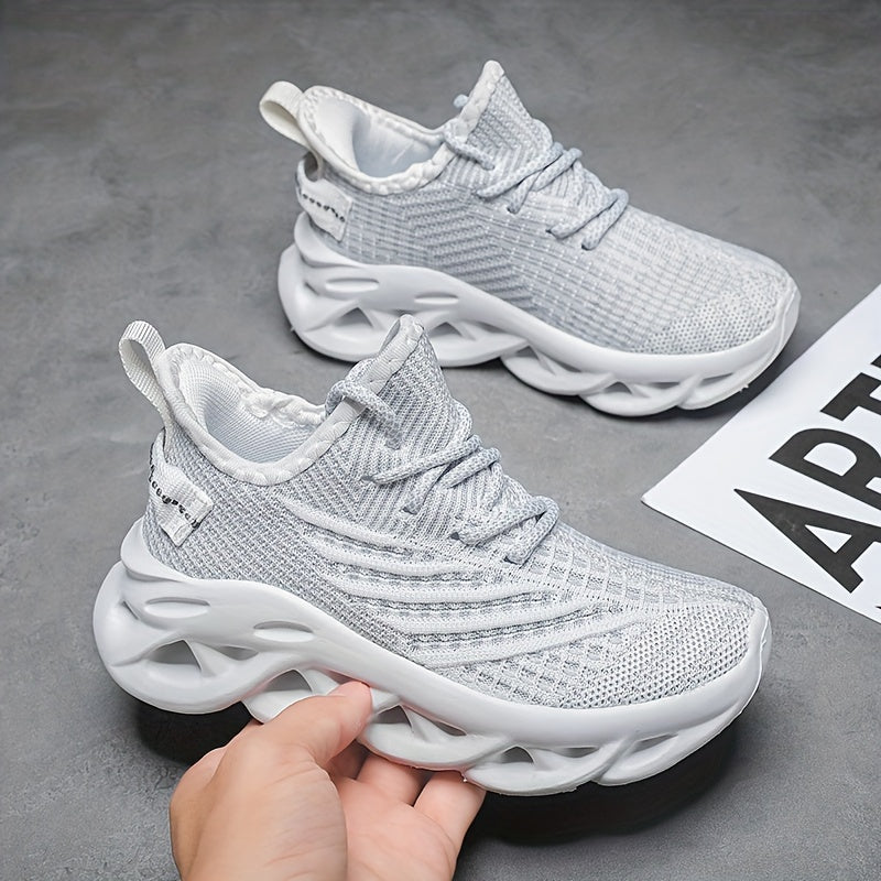 Kids Mesh Sneakers for Running and Tennis Lightweight Breathable Black Low-Top