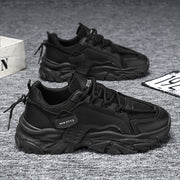 Erkaklar uchun zamonaviy qalin poyabzallar, ochiq havoda faoliyatlar uchun mukammal.