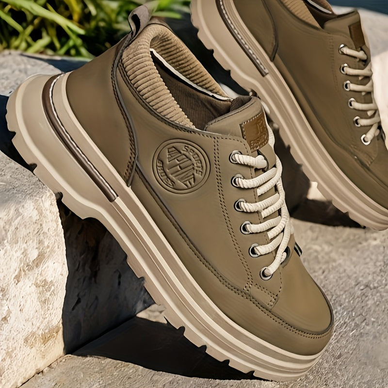 Erkaklar uchun plussiz qulay krossovkalar, britaniya uslubidagi pastki ish poyafzallari, barcha mavsumlar uchun nafas oladigan.