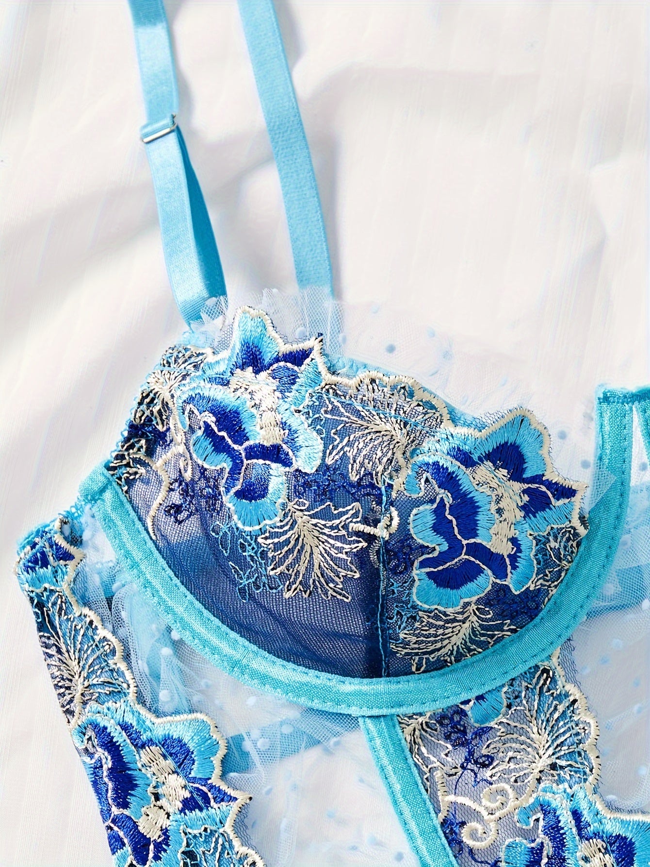 Accesorios para la copa Stan Ely en plata y negro