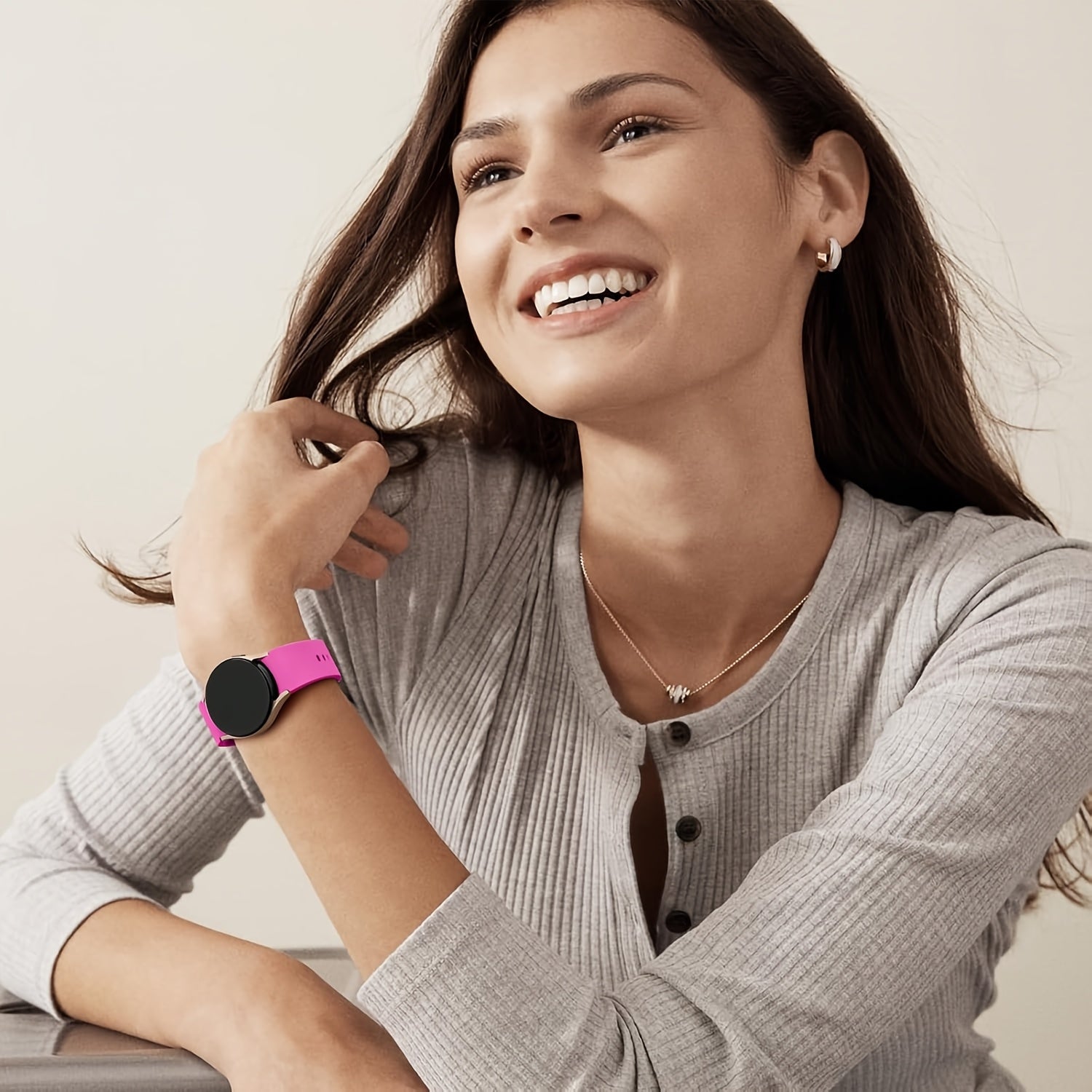 Непрерывный мягкий силиконовый водонепроницаемый ремешок для часов, совместимый с Samsung Galaxy Watch 7/6/5/4. Доступен в розовом, желтом и розовом золоте с застежкой из нержавеющей стали. Удобная посадка для мужчин и