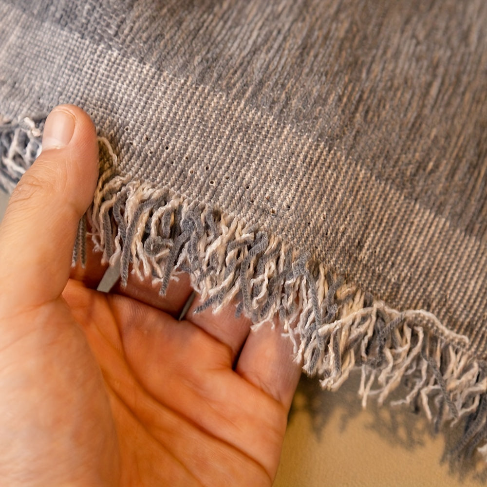 Tasselli suv o'tkazmaydigan divan qoplamasi, yuvilishi mumkin va bardoshli, yashash xonasi uy bezaklari uchun universal mebelni himoya qilish.