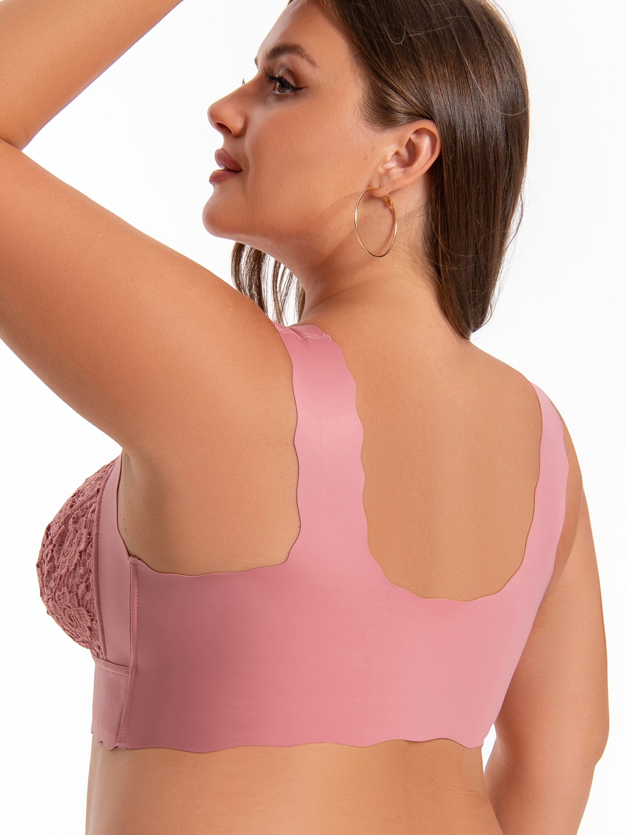 Plus o'lcham ayollar uchun shikastlanmagan simsiz push-up bra suyuqlikka chidamli gul bilan