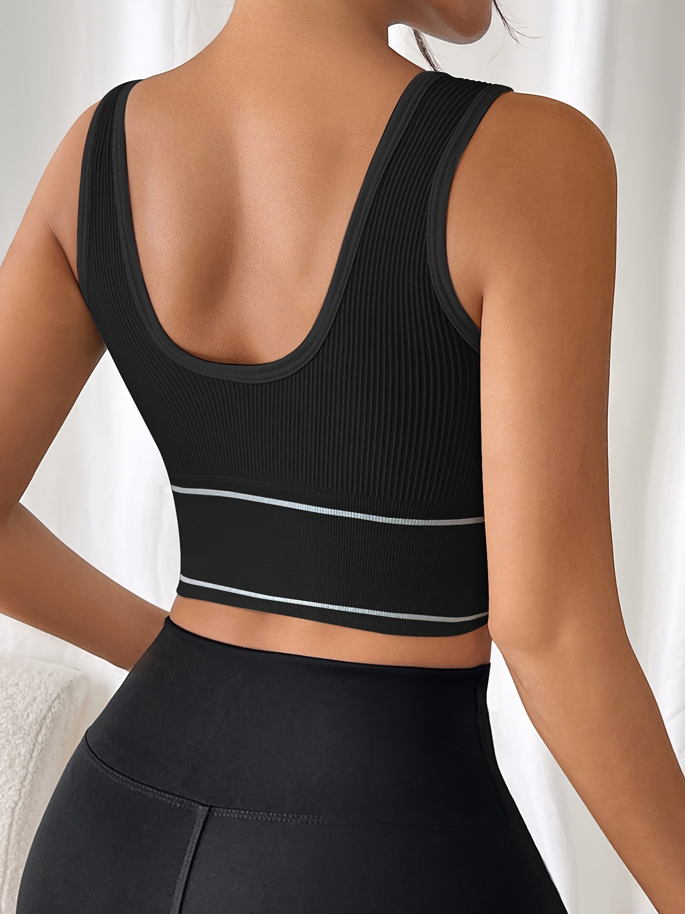 Women's Plus Size Sports Bras Padded Breathable Mesh for Yoga Running