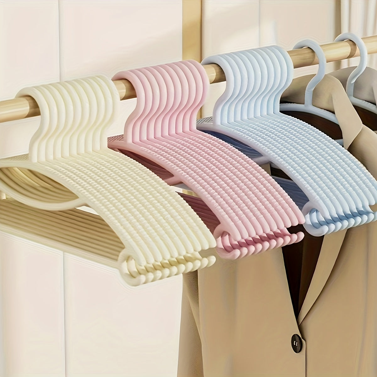 5 ta plastik kiyim tutqichlar to'plami, yengil, sirg'almas, joyni tejovchi, uy, sayohat yoki maktab uchun