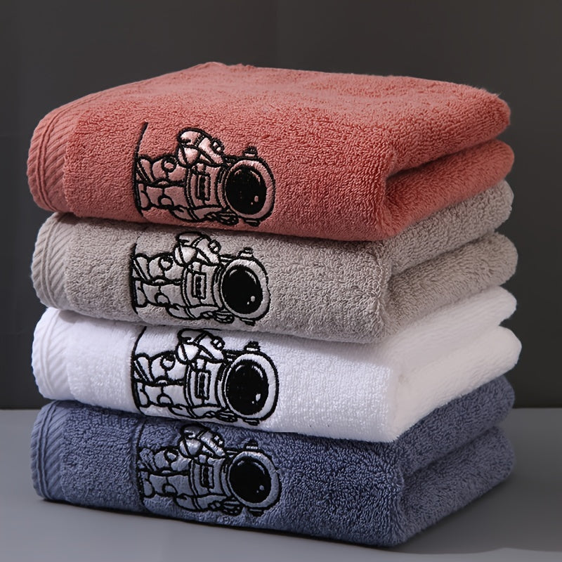 Velvet Towel with Embroidered Astronaut Pattern 100% Cotton Absorbent Bathroom Kitchen Decor