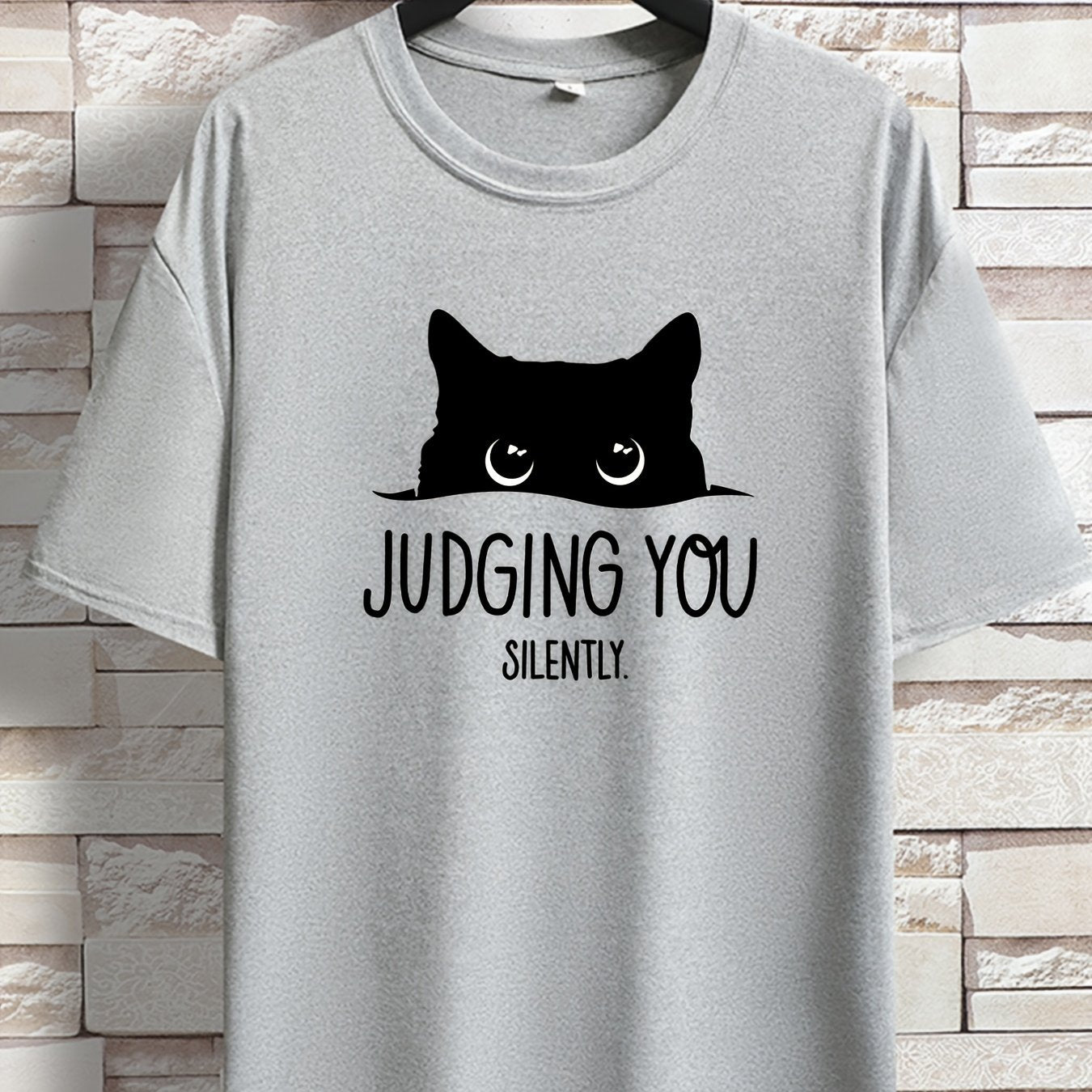 2023 yil bahor-yaz qisqa yengli T-ko'ylak, yosh erkaklar uchun Amerika moda logotipi bosma, yumaloq bo'yin va tasodifiy uslubga ega.