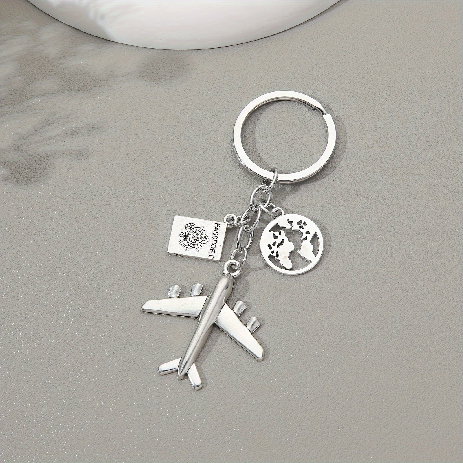 Juego de 20 llaveros de avión con temática de la Tierra con diseño de piloto y colgante de viaje y llavero de viajero