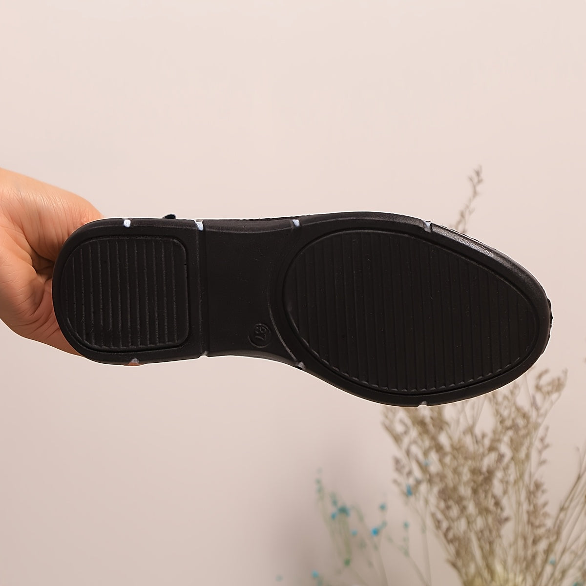 Women's Slip-On Sneakers Lightweight Knit Breathable Casual Shoes Black Gold
