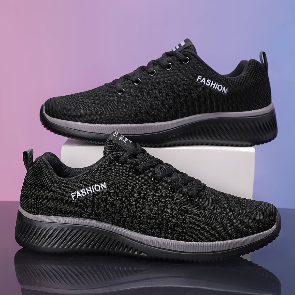 Unisex Mesh Sneakers Lightweight Breathable Lace-Up Athletic Shoes