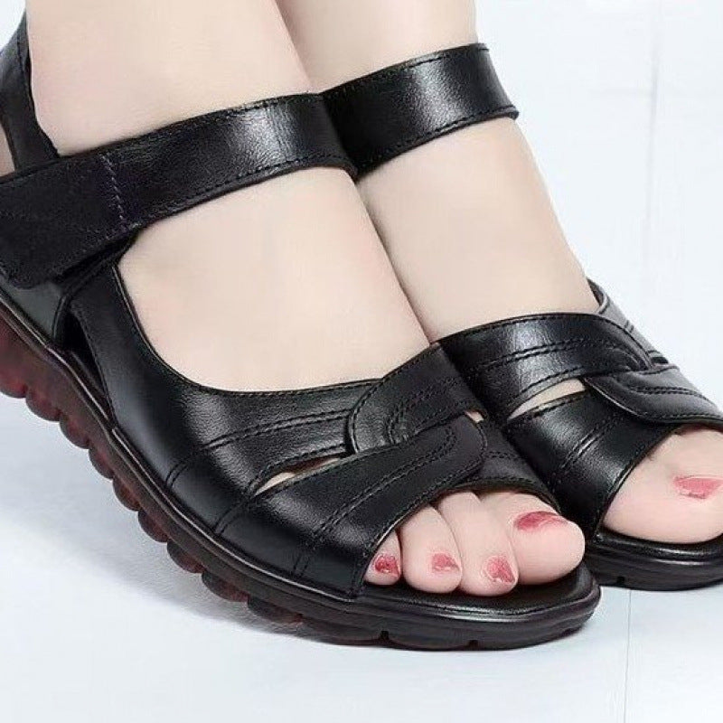 Women's Slip-On Flat Sandals Cushioned Breathable Summer Beach Shoes