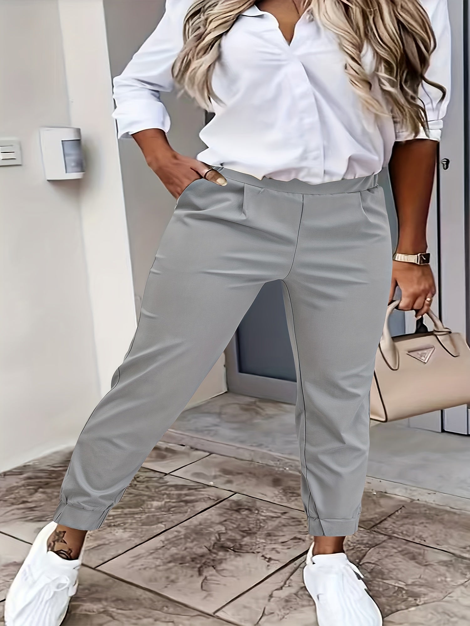 Women's Plus Size Cargo Pants Solid Color Stretch Fabric All-Season Pockets