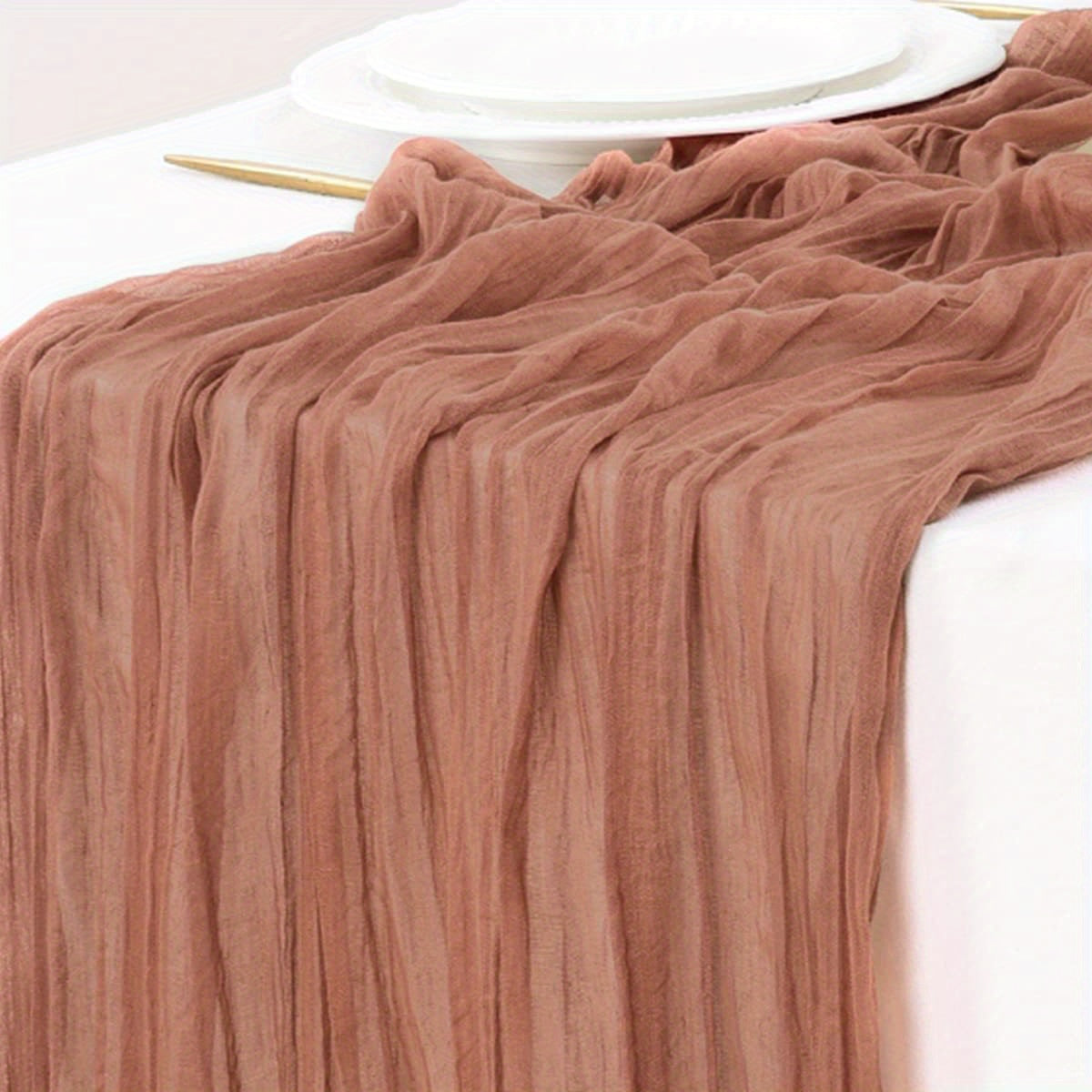 Ko'p rangli qirqilgan stol bayrog'i - nafis ovqatlanish stoli bezaklari