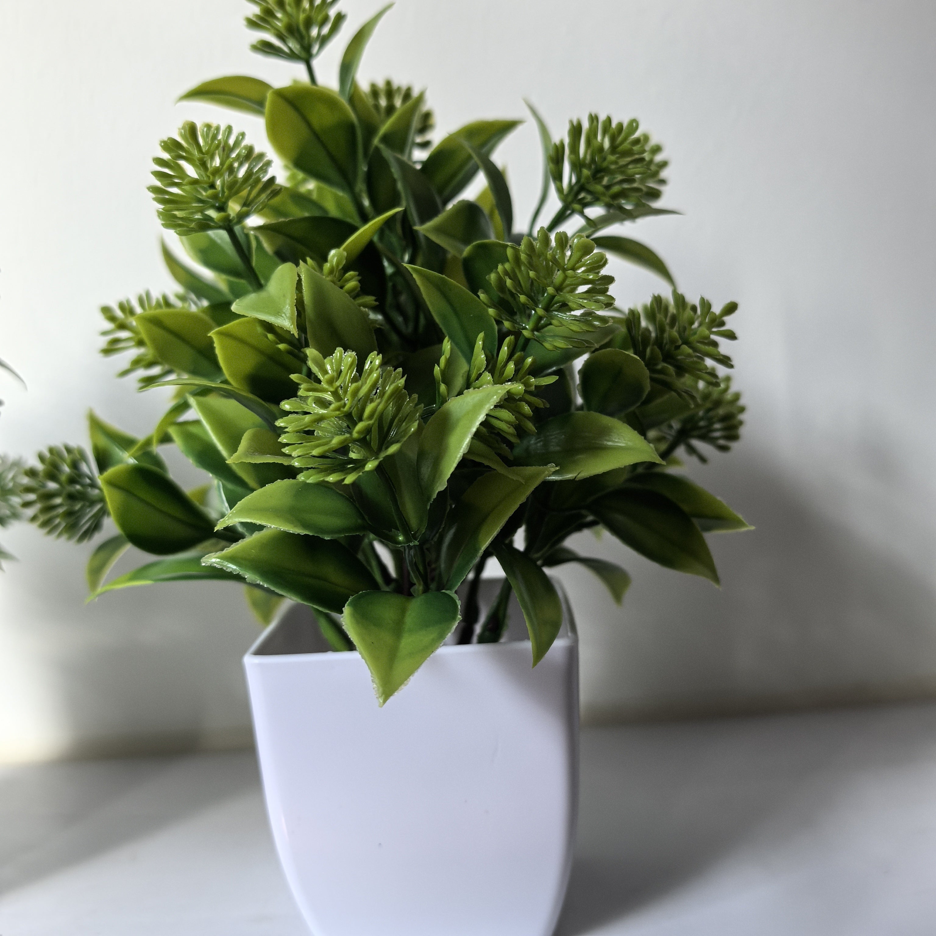 Decoración de planta artificial con flor en maceta para hogar, oficina y dormitorio