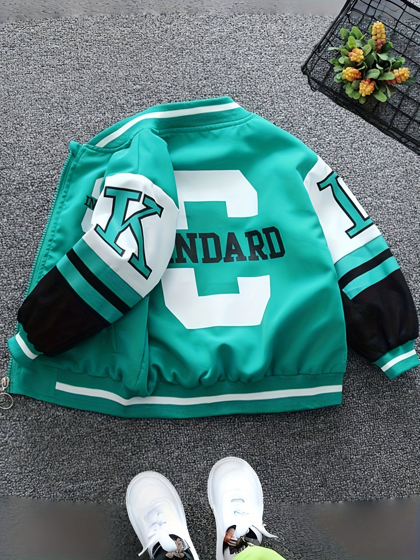 Yigitlar uchun yozuvli, rang-barang blokli kurtka, zip bilan, uzun qoʻllar, bahor va kuz uchun