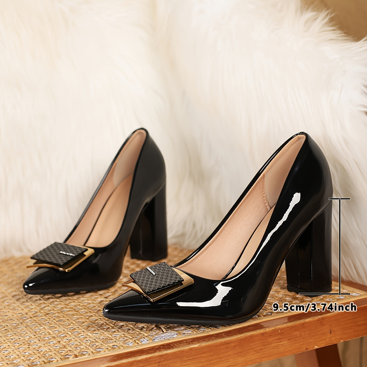 Ayollar uchun yuqori stilettolar, yaltiroq yuzali, nuqtali barmoqli, blok poyafzal, bilak bog‘lamli