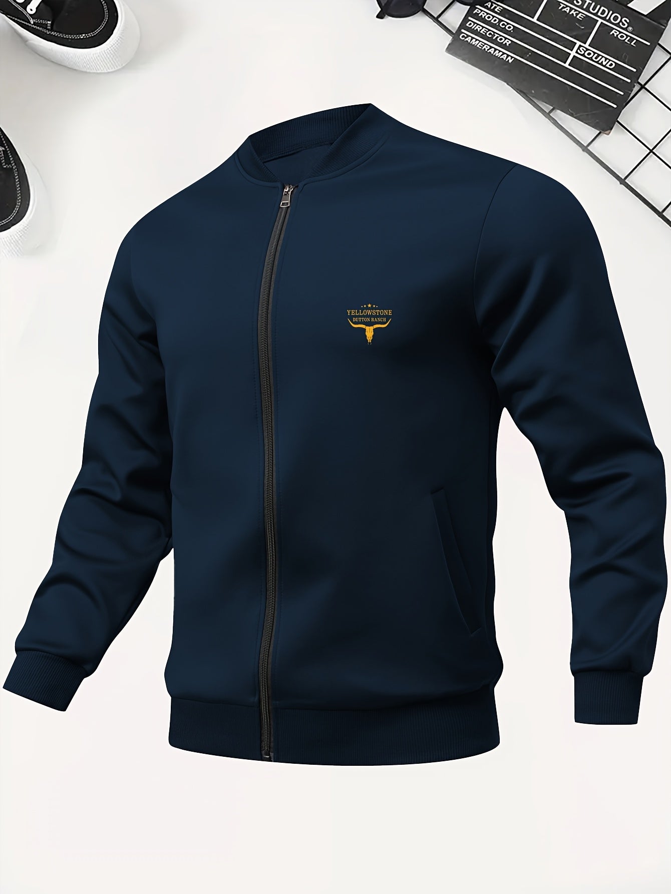 Yellowstone Dutton Ranch Erkaklar uchun Tasodifiy Chop Etish Jaketi, Polyester 95%/Elastan 5% To'qima, Beysbol Yaka, Zipper Yopilishi, Oddiy Fit - Zamonaviy Tashqi Kiym, Katta O'lcham, Biroz Cho'ziladigan
