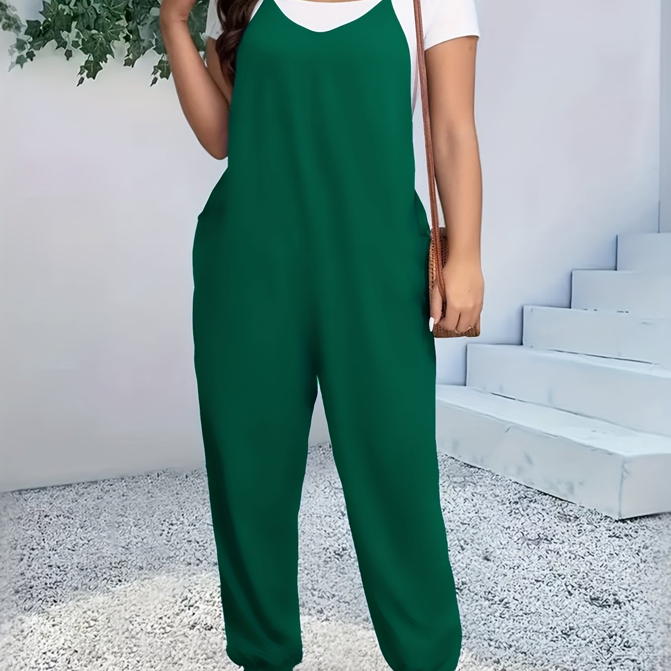 Women's Plus Size V-Neck Sleeveless Jumpsuit with Pockets and Elastic Waist