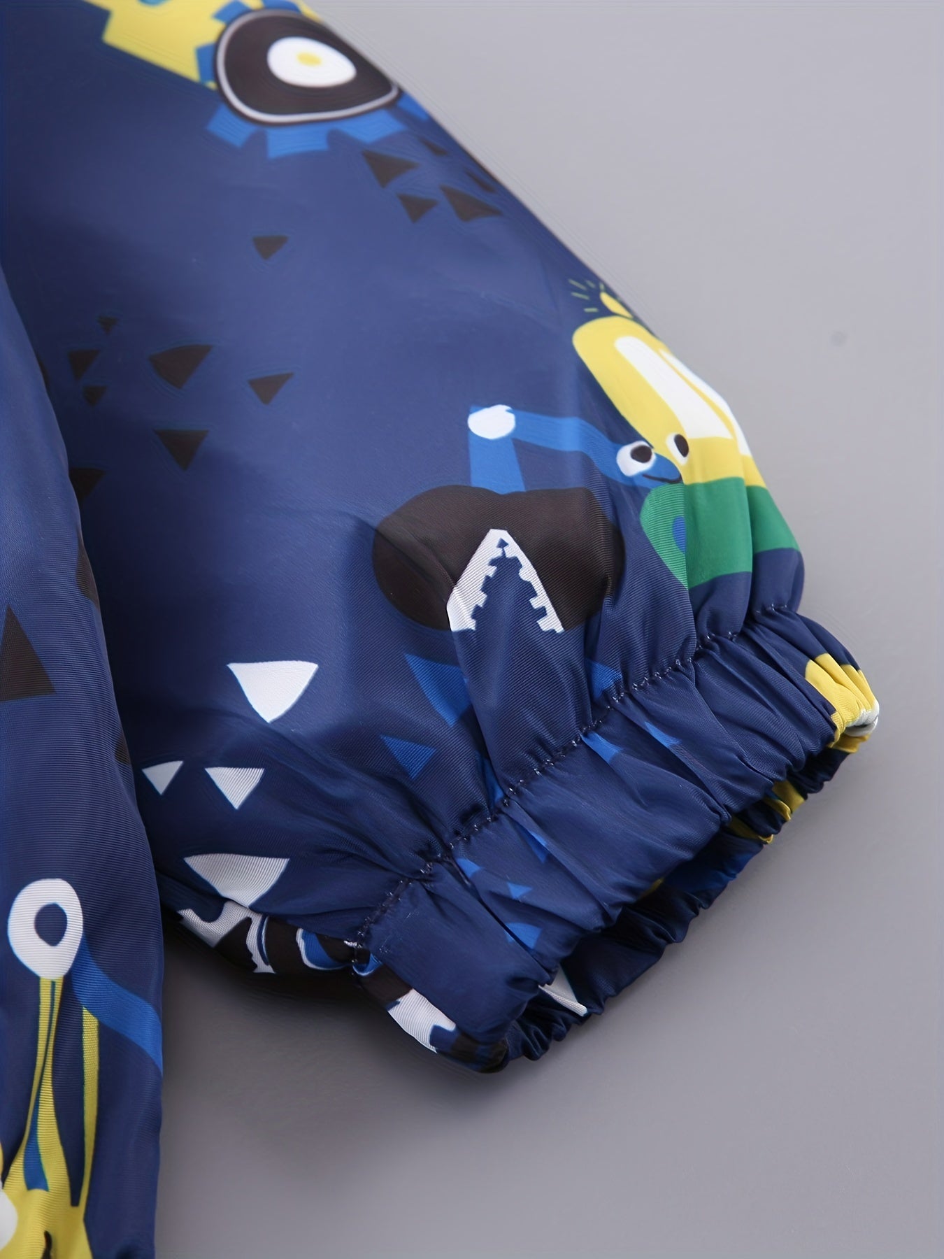 Детский утеплённый плащ с капюшоном серого камуфляжа с длинным рукавом и молнией для мальчиков и девочек