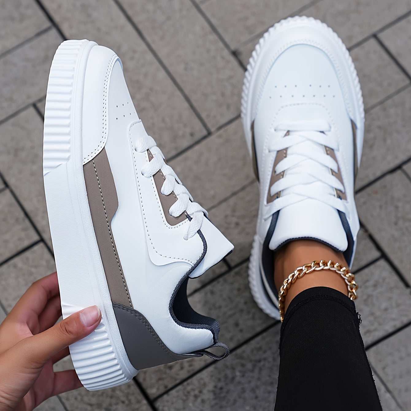 Women's Casual Skate Shoes Low Top Sneakers Plus Size Outdoor Lace Up