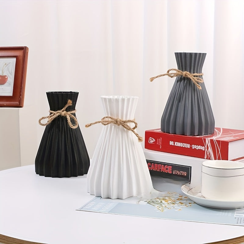 Plastic Vase for Living Room or Office Table Nordic Style Corrugated Waist Design