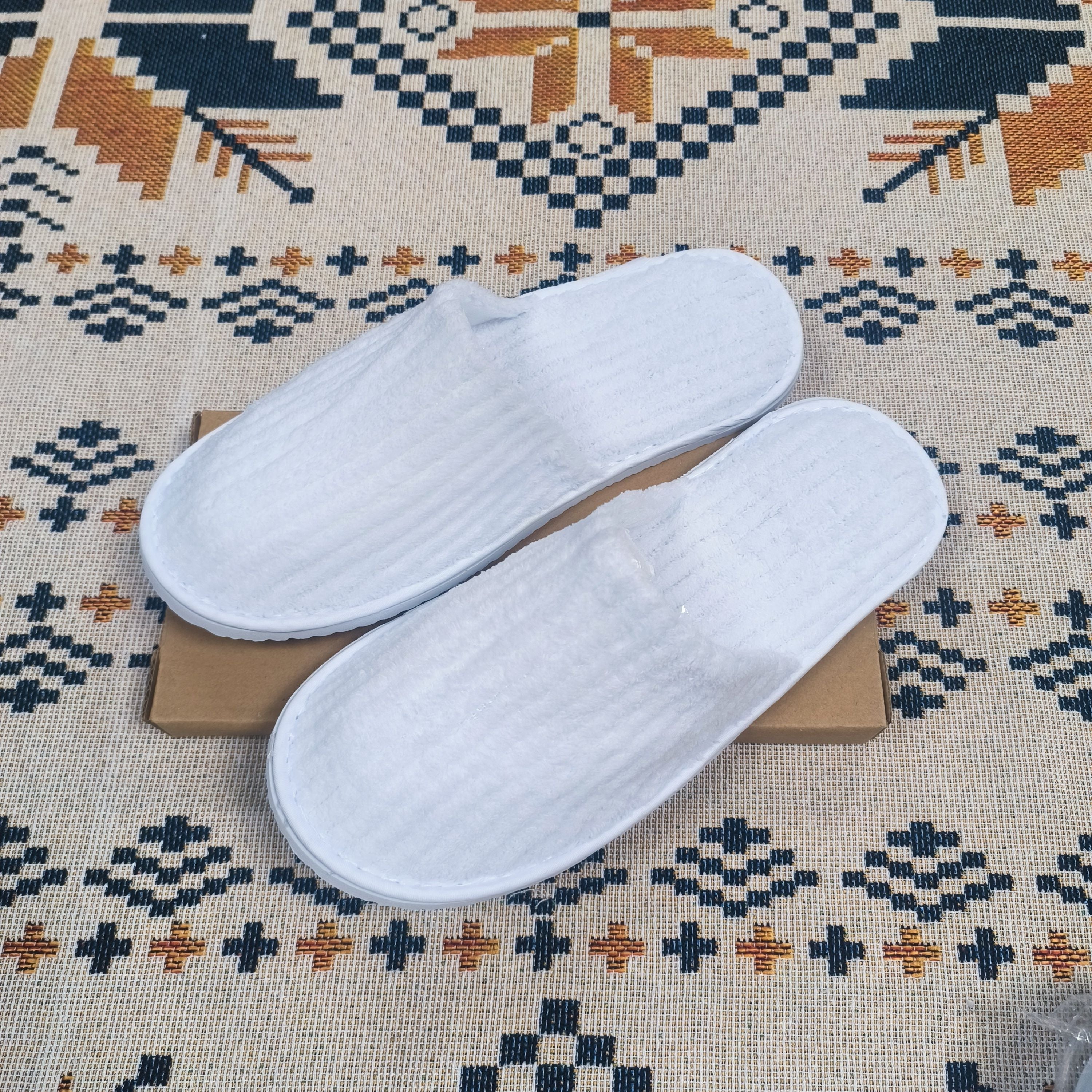 10 Pairs Unisex Striped Spa Slippers Soft Warm Non-Slip Hotel Travel