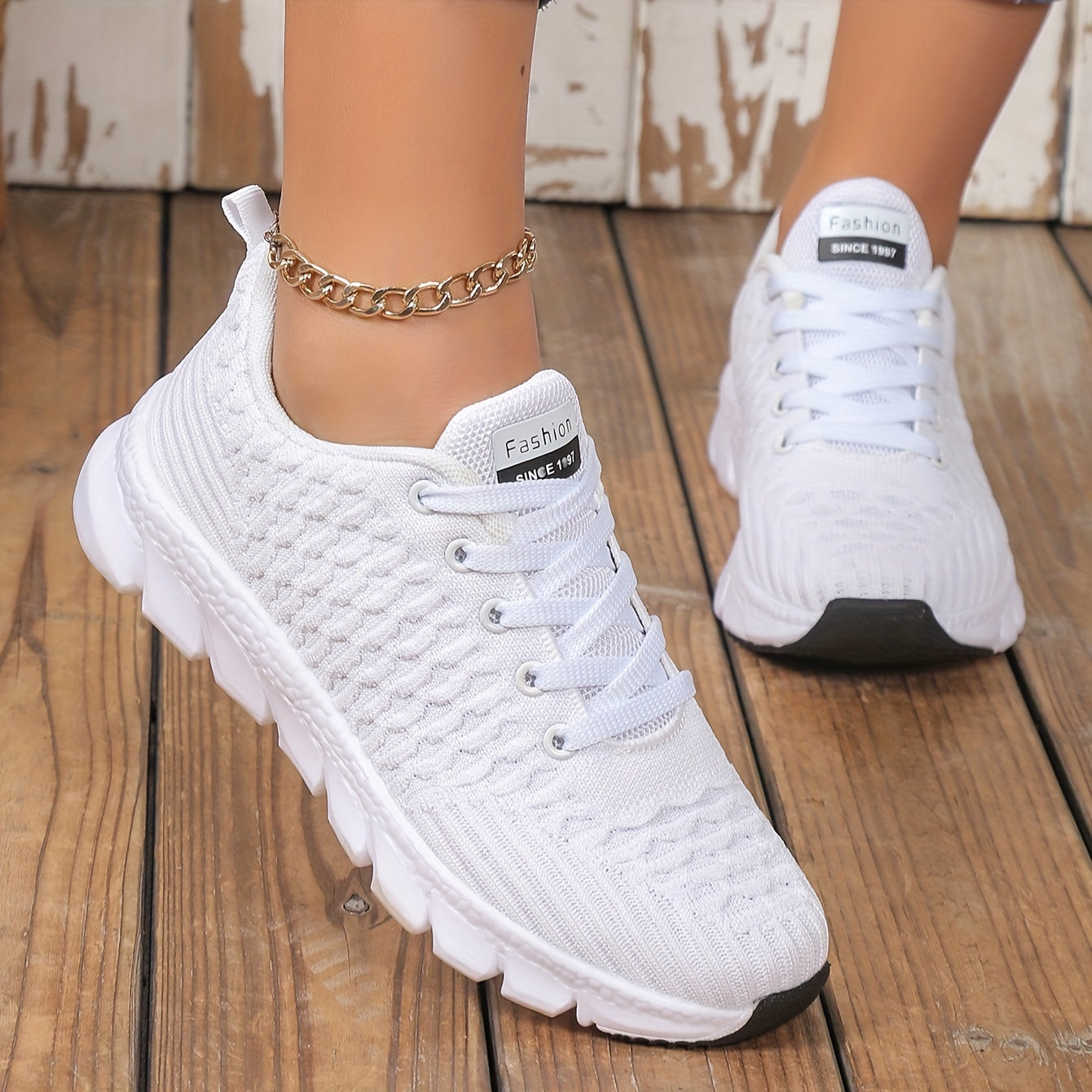 Women's Breathable Knit Sneakers Casual Lace-Up Outdoor Low Top Sport Shoes