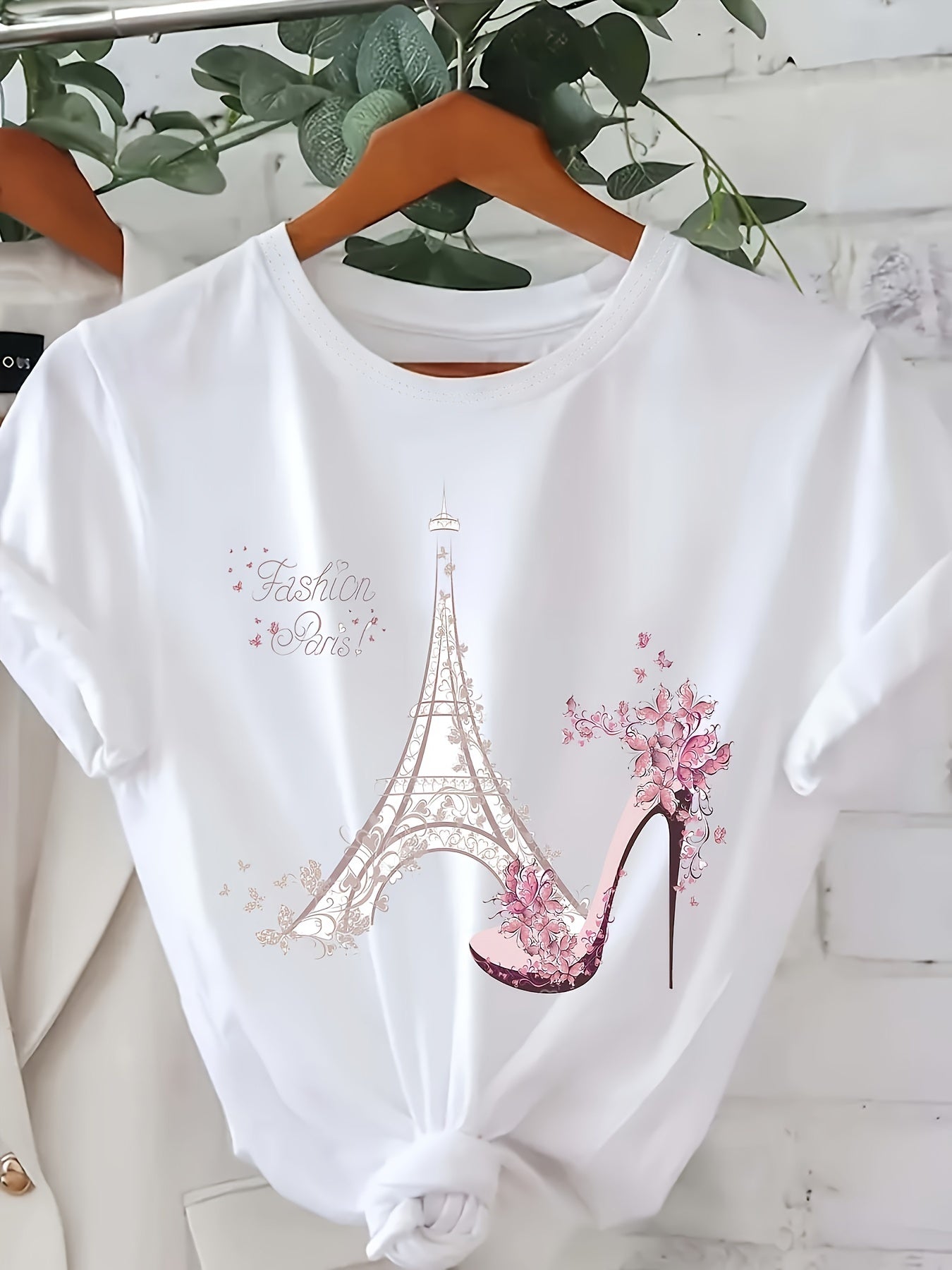 Plus Size Women's Eiffel Tower Print T-Shirt Black Polyester Casual Top