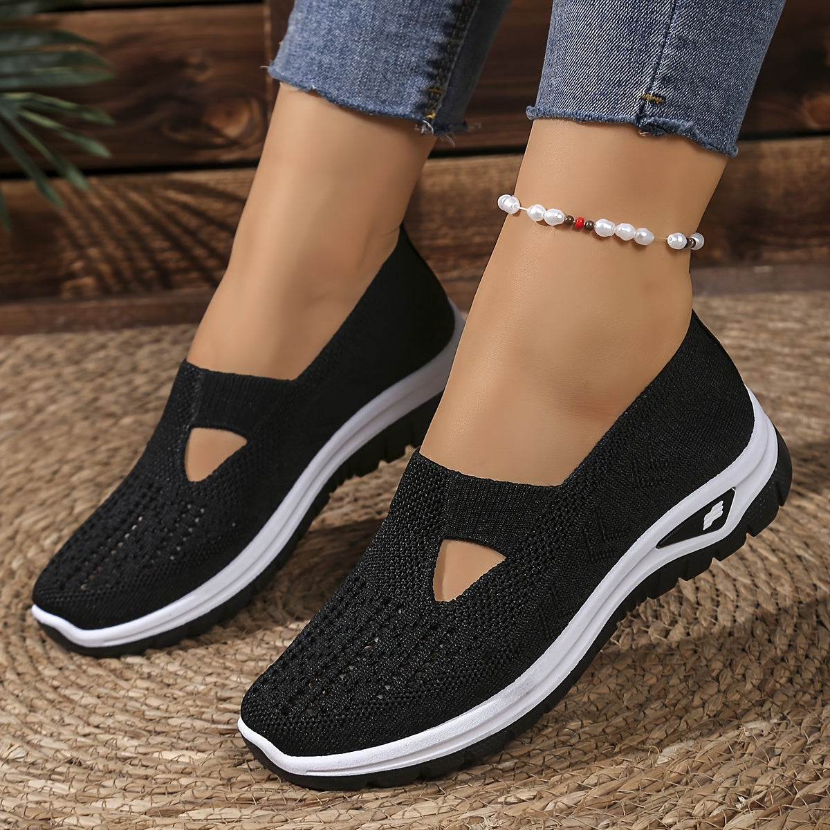 Women's Slip-On Sneakers Breathable Fabric Soft Sole Casual Shoes